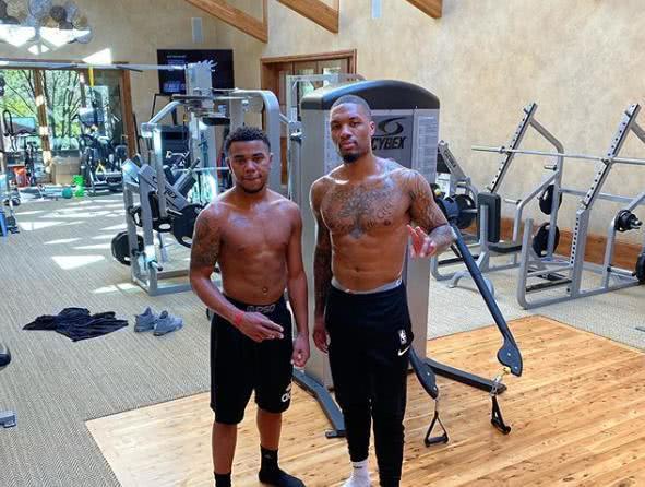 或分弱侧底 或分弱侧底