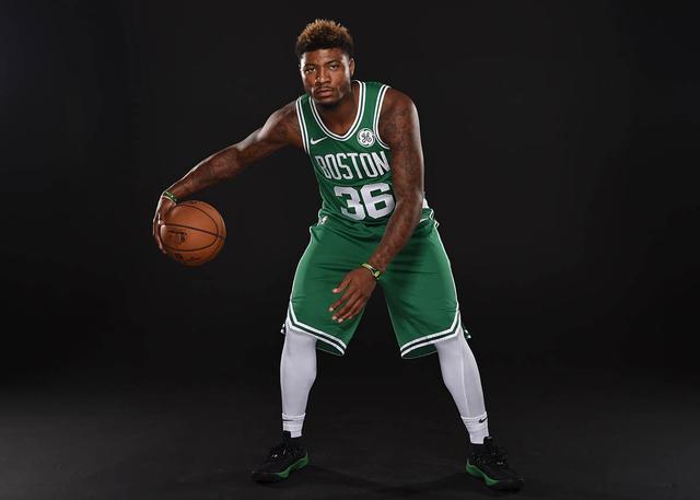 舒尔茨则以 舒尔茨则以