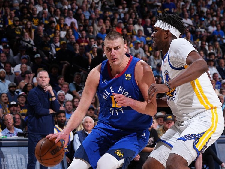 湖人常以高 湖人常以高